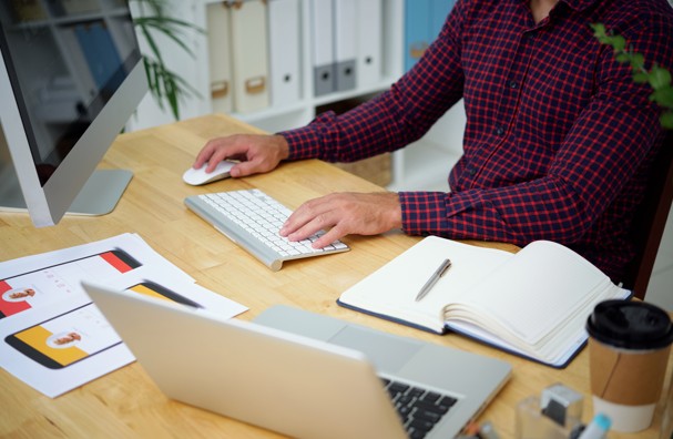 Web Tasarımında Kurumsal Kimlik Entegrasyonu ve Dijital Marka Yönetimi